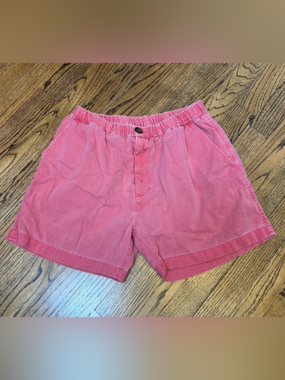 Chubbies Mens Shorts Red Pink Siz S Small 4.5” Inseam Elastic Waist Coral Summer